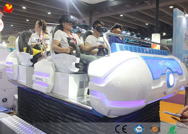 O cinema interativo 6 do equipamento 12D de VR assenta o simulador do tiro da família de 9D VR