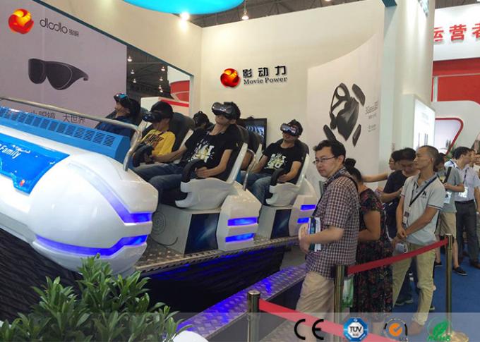 O cinema para múltiplos jogadores da família da máquina de jogo 9D VR com 360 girou o capacete 0